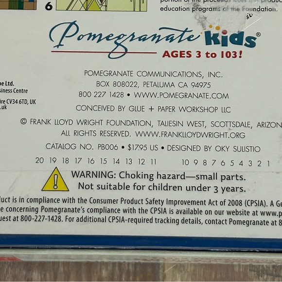 Frank Lloyd Wright Block Puzzle - 6 Puzzles. - Picture 10 of 11